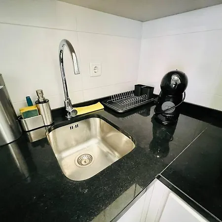 Apartament Modern Comfort Within Ancient Streets