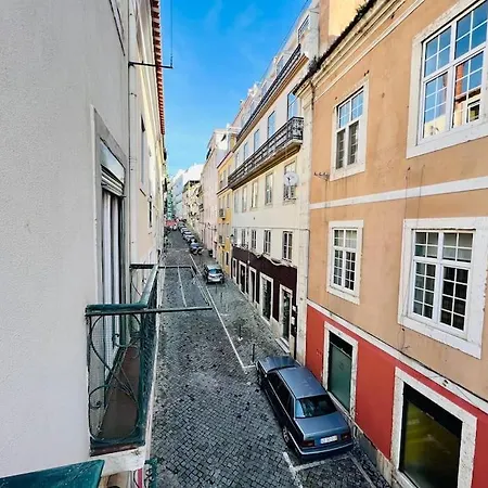 Modern Comfort Within Ancient Streets Apartman Lisboa